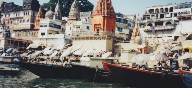 boats-on-the-ganges-web